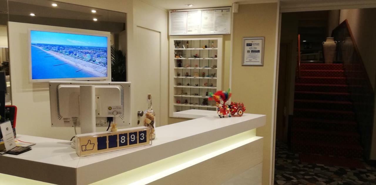 Hotel Roma Jesolo Extérieur photo